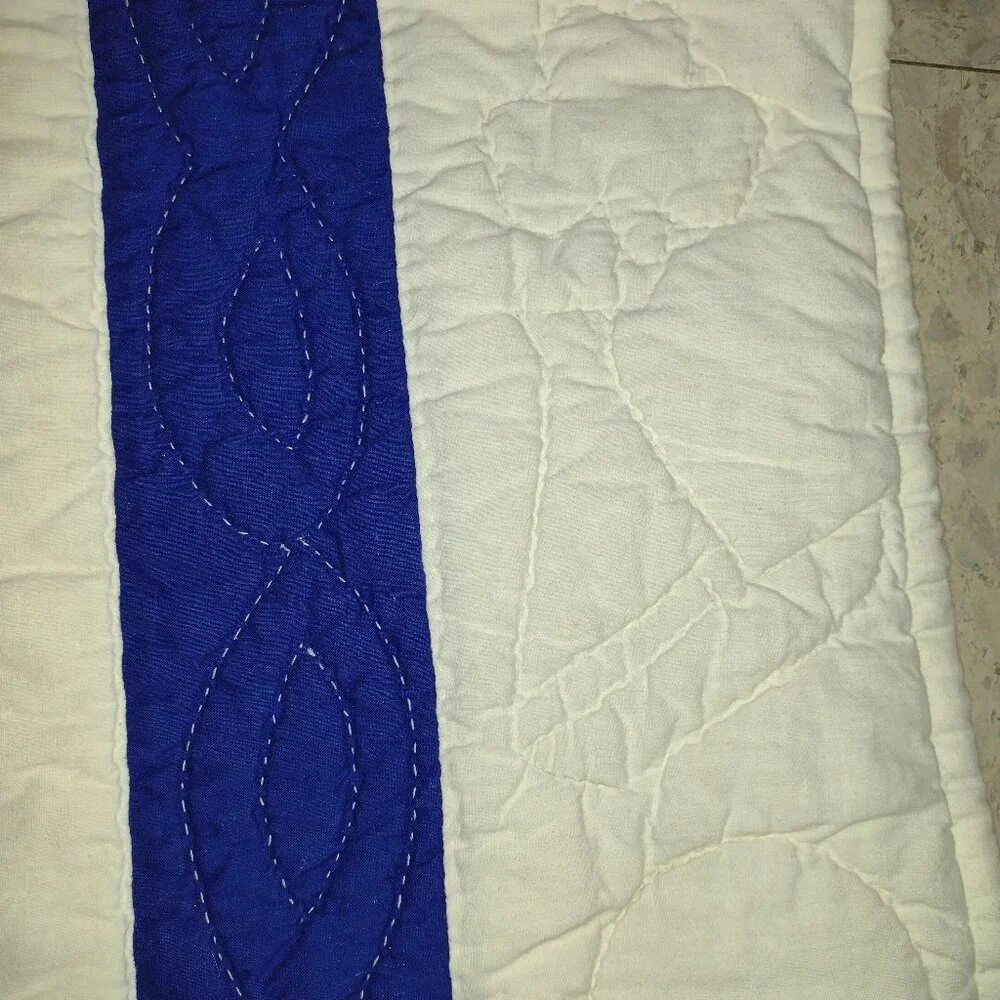 NEW Handmade Stunning Rainbow Baby Quilt/Wall Hanging w Detailed Hand Quilting